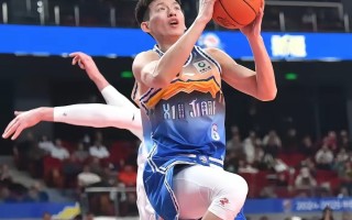雷速直播-新疆男篮抢分胜利傲视群雄